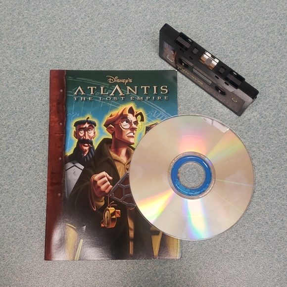 Disney Atlantis The Lost Empire Cd read-along - Picture 5 of 5